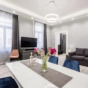  Aparthotel Prime Star Deak Ter Modern Luxury Ungarn